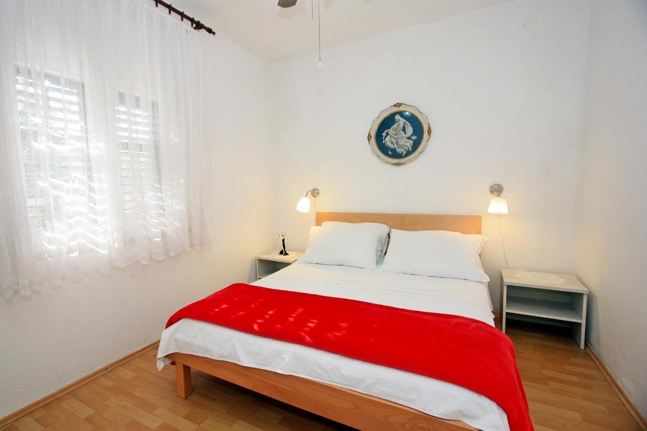 Apartments Omo 1 Supetar Luaran gambar