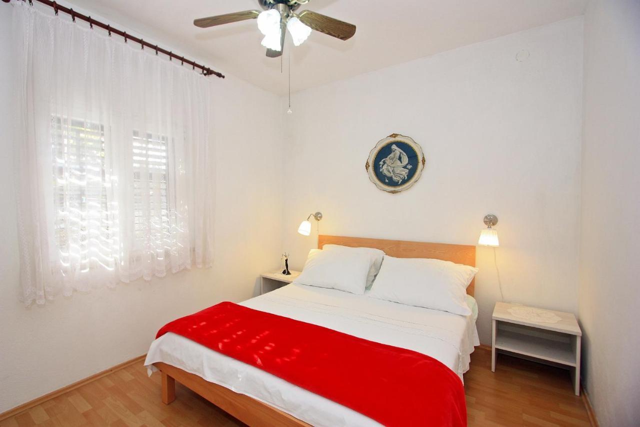Apartments Omo 1 Supetar Luaran gambar